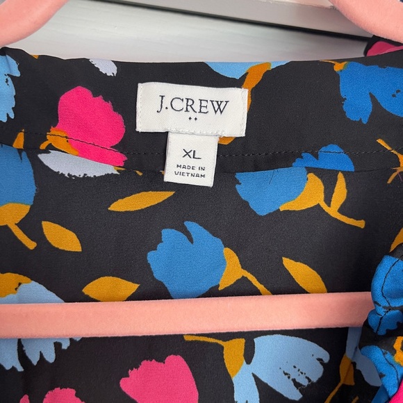 J.Crew Soft Lightweight Floral Blouse SIZE-XL - Picture 2 of 3